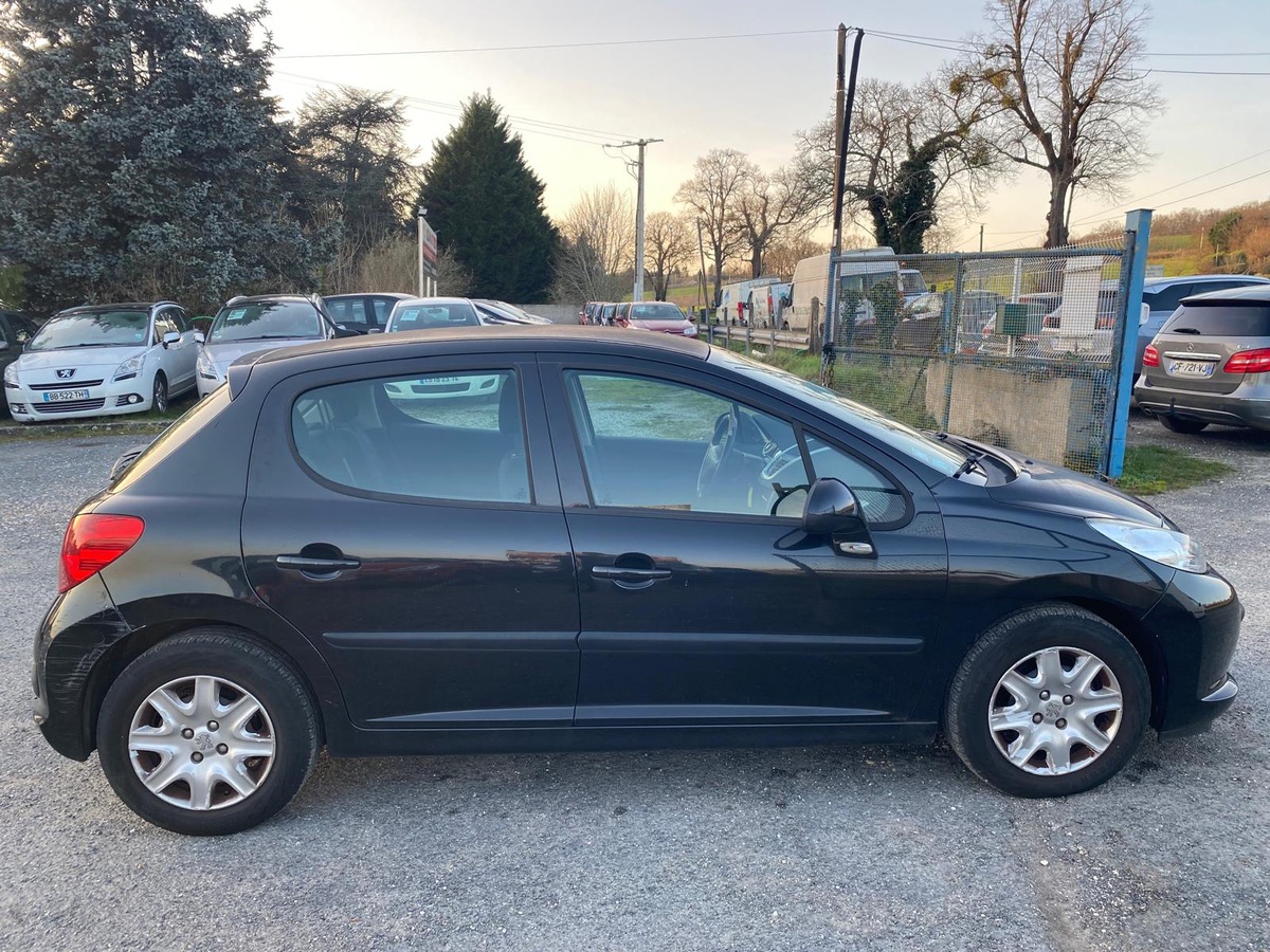 Peugeot 207 1.6 hdi 90cv 222055km