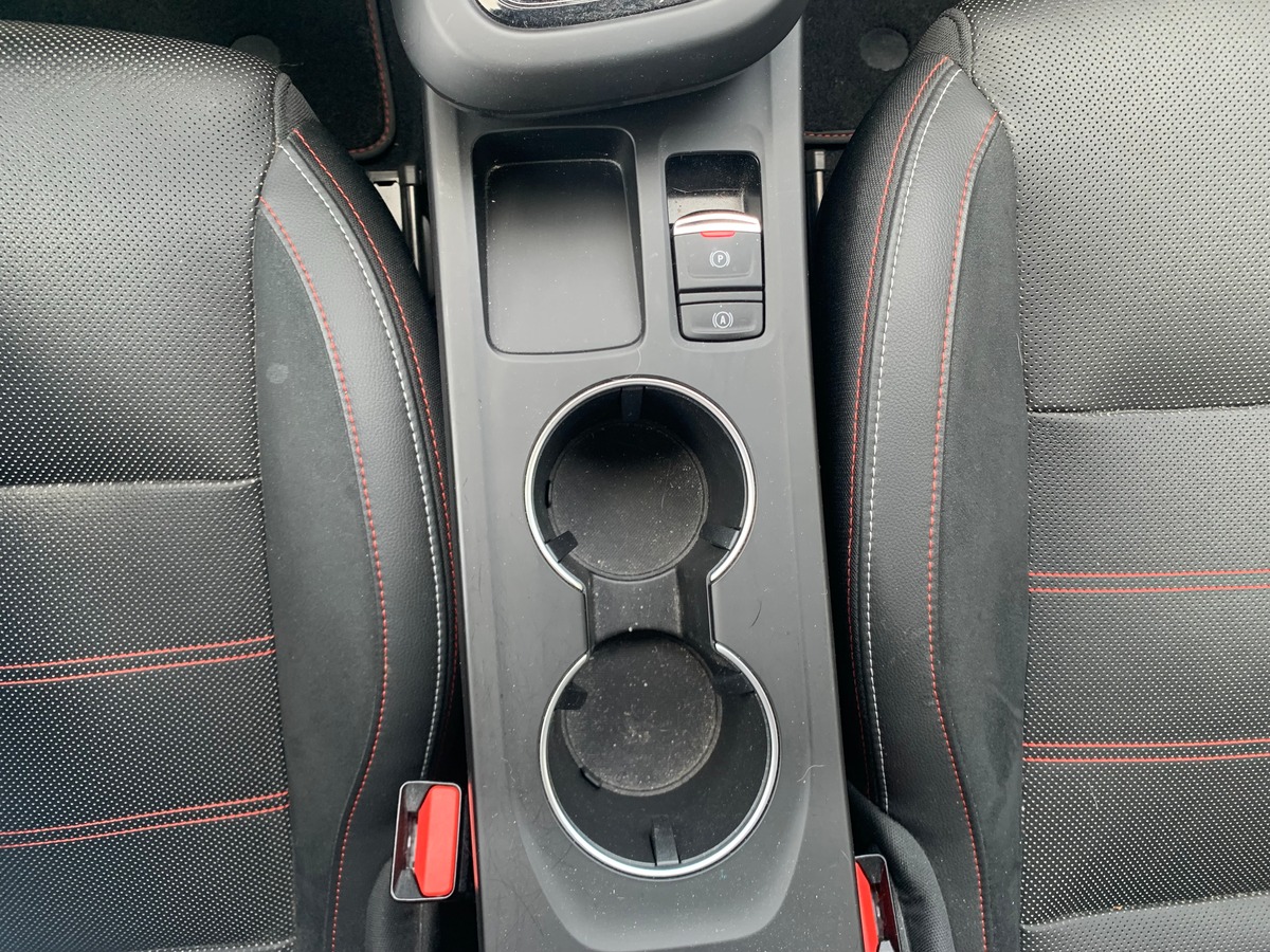 RENAULT Arkana 145 ch | RS Line | Apple car Play Android Auto | Caméra de recul | Siéges électriques