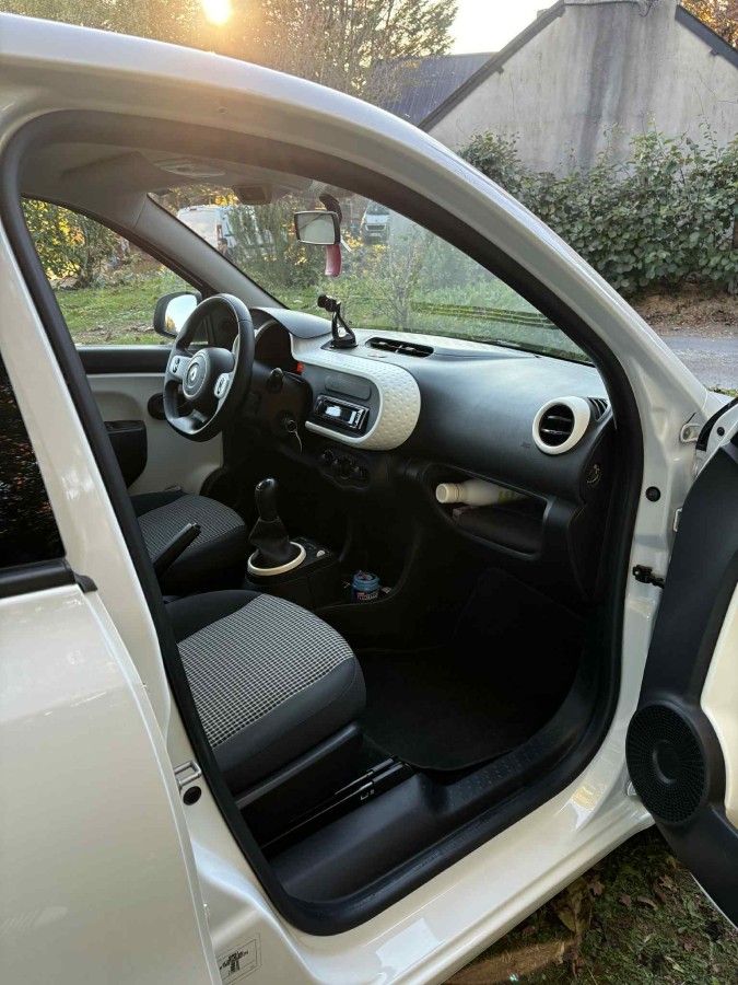 RENAULT Twingo 70 ch | III