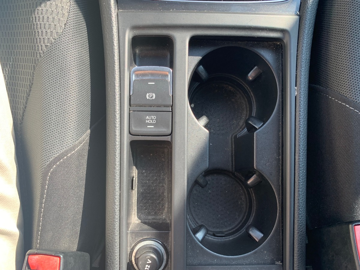 Volkswagen GOLF 7 115 ch | Confortline business | Régulateur adaptatif | Apple car play Android auto