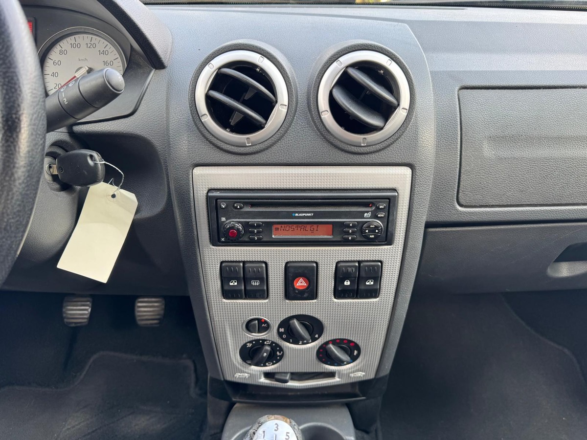 Dacia Logan 1.5 dCi Prestige 85-Attelage-Distribution neuve-Garantie