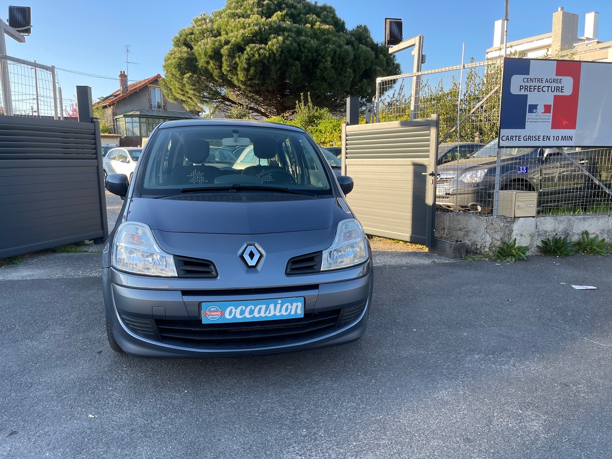 RENAULT Modus 1.2 16V 75 EXPRESSION 5P