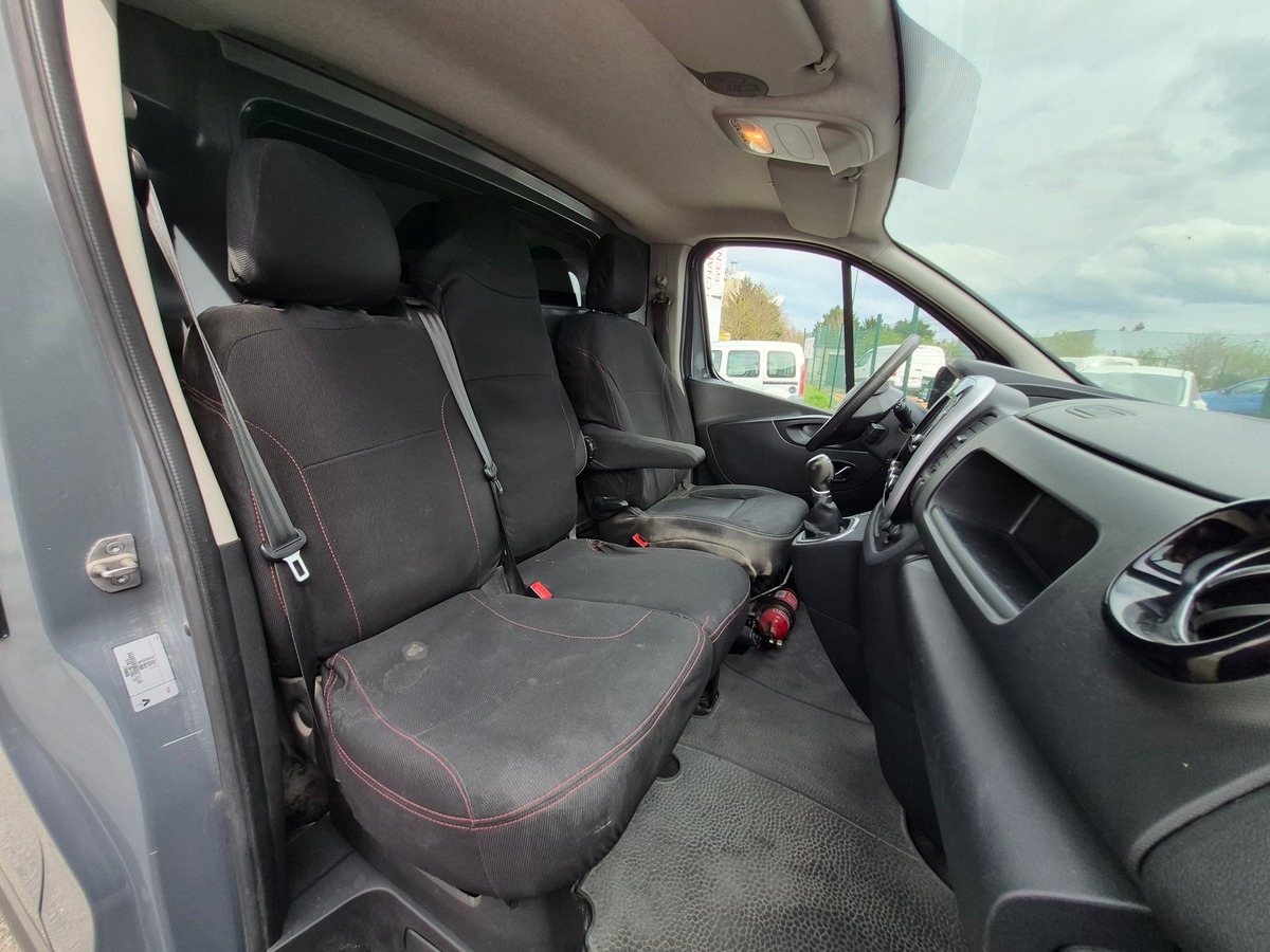 RENAULT Trafic DCI 170 BVA GRAND CONFORT L2H1