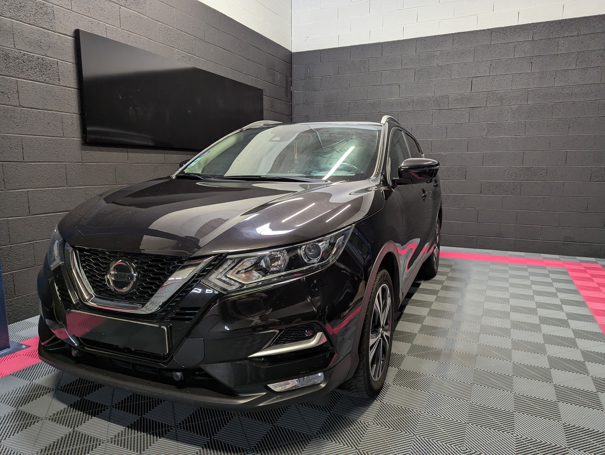 Nissan Qashqai 1.2 dig TEKNA