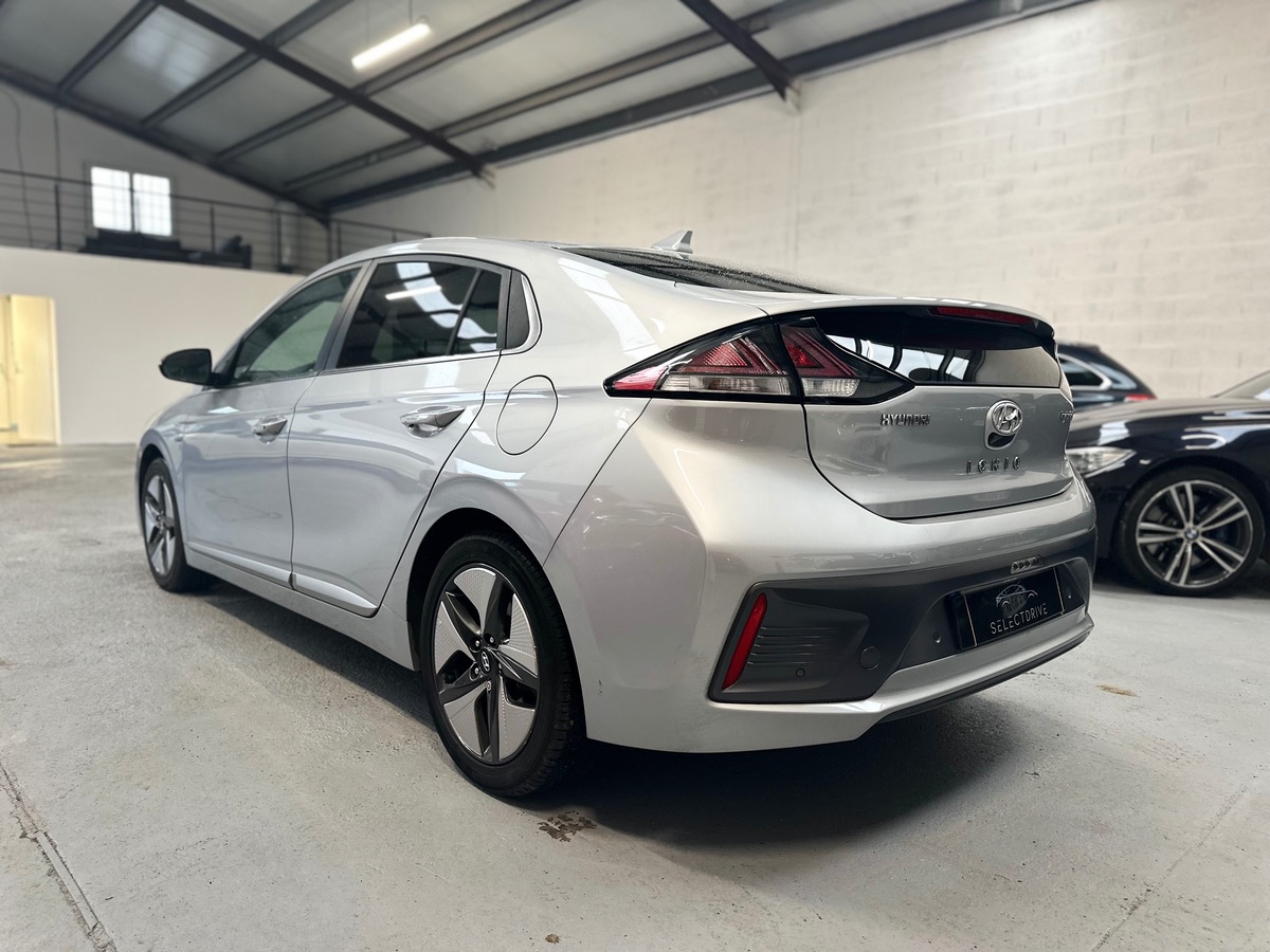 Hyundai Ioniq 1.6 HYBRID 141 CREATIVE