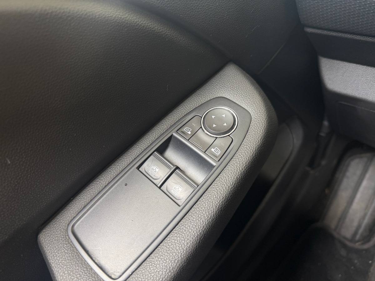 RENAULT Clio V Business 5 Portes 1.0 TCe 90 cv - Faible Kilométrage