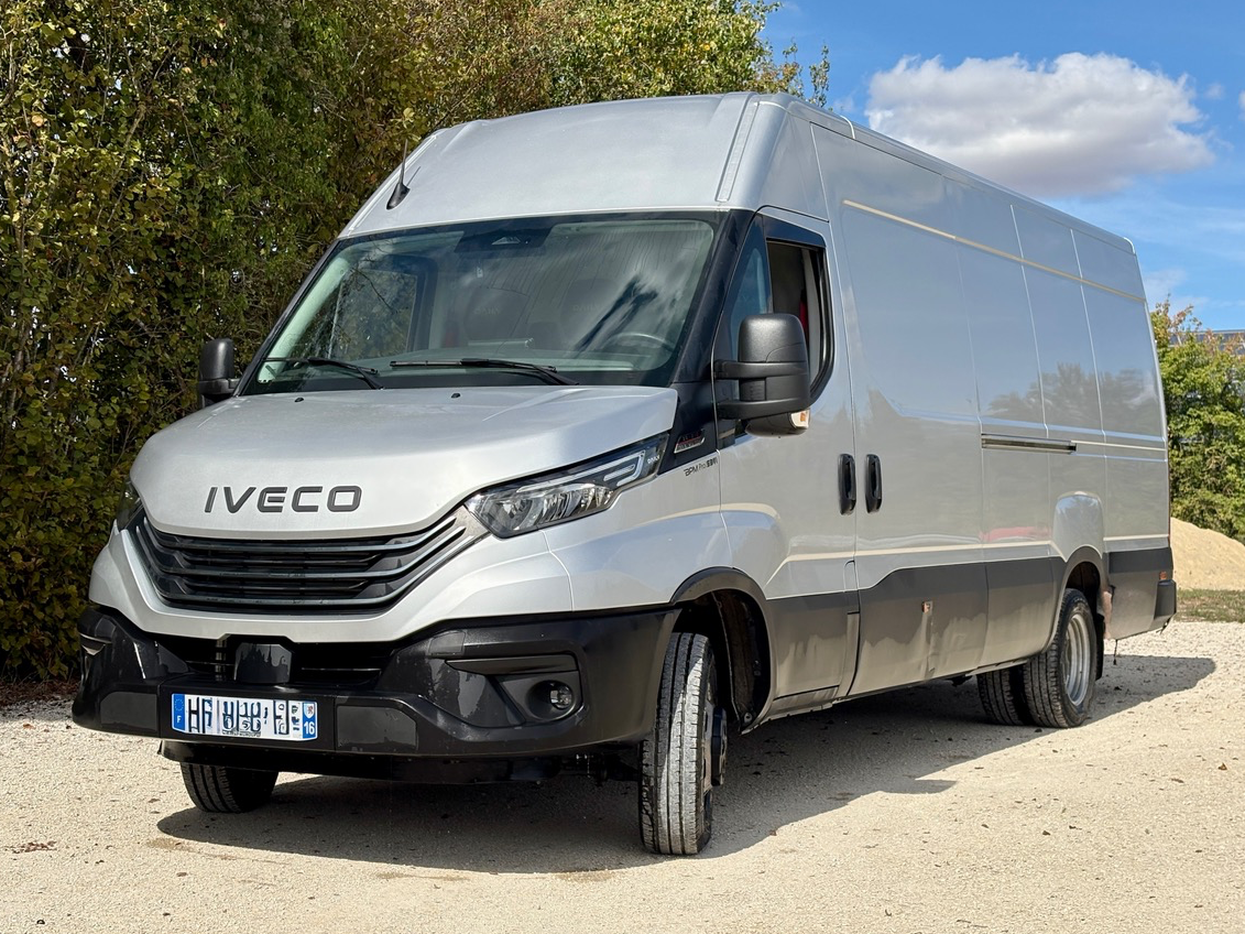 Iveco Daily 35 - 210 CH HI-MATIC -  TVA RECUPERABLE - FULL OPTION