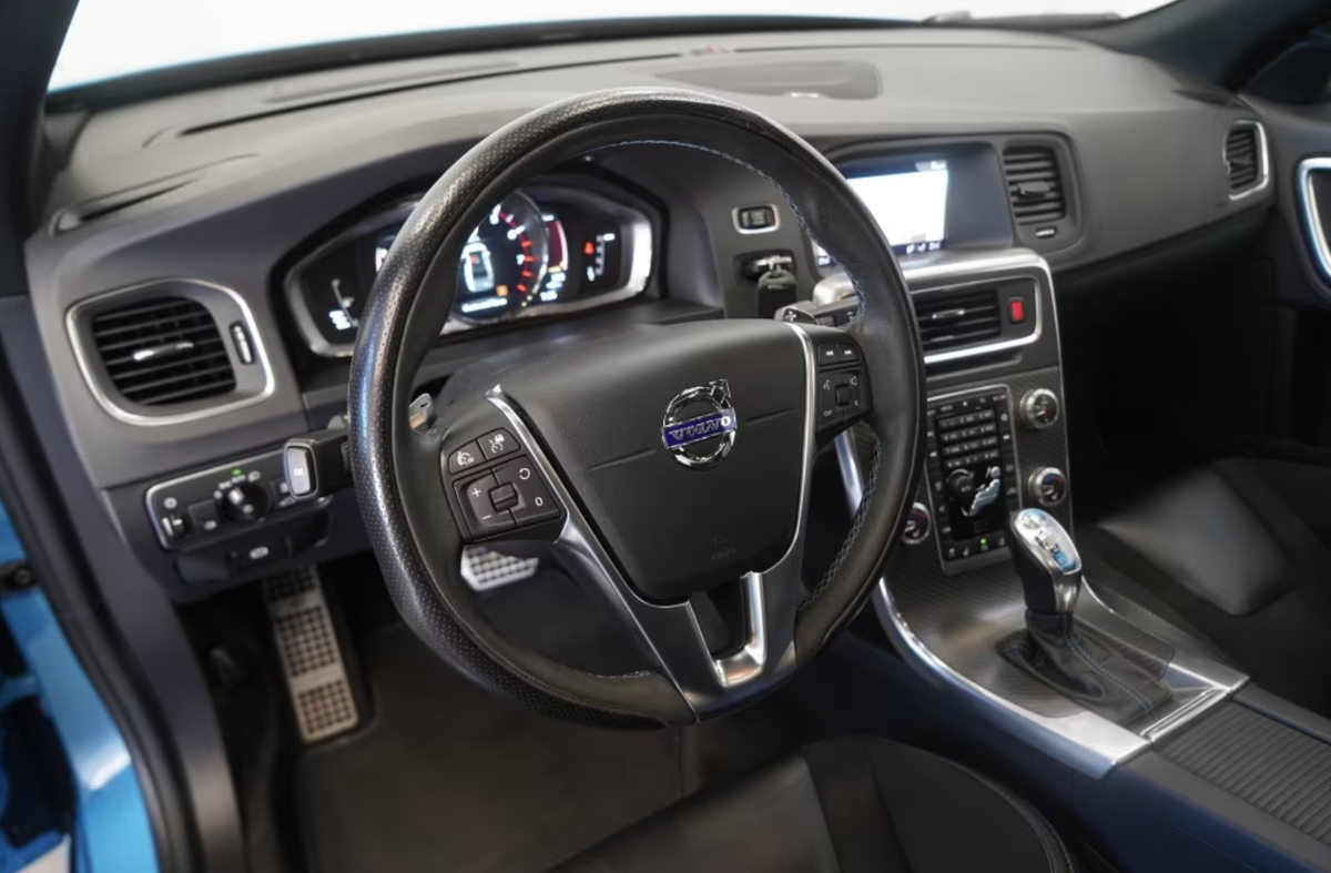 Volvo S60 II T6 AWD 367ch Polestar Geartronic/VO Allemand/Malus 3000e