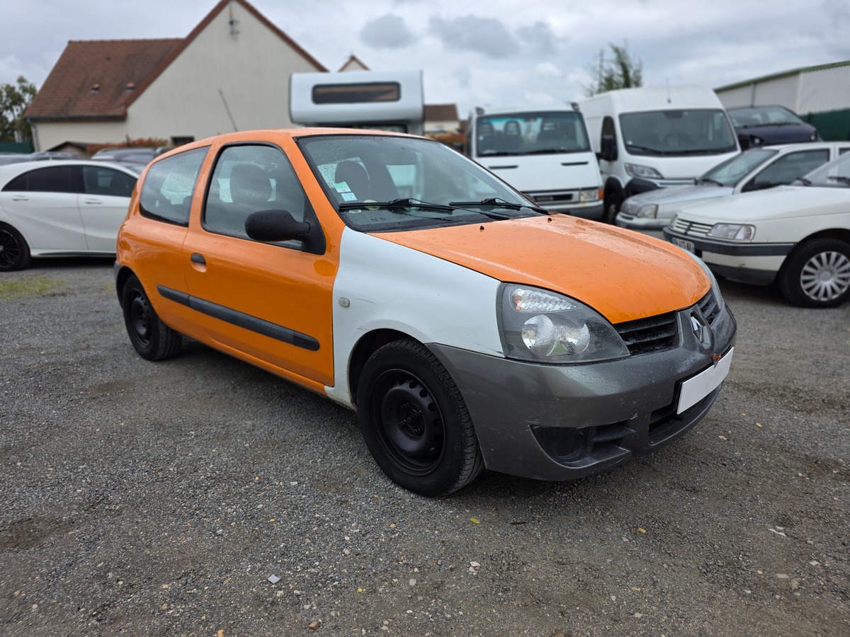 RENAULT Clio