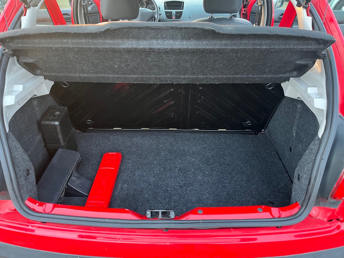 Peugeot 206 1.1