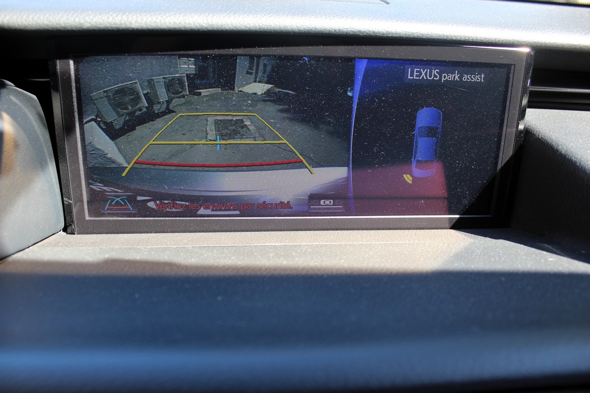 Lexus IS III (2) 300H F SPORT EXECUTIVE  FULL OPTIONS + CARPLAY / ENTRETIEN LEXUS / 2ème MAIN