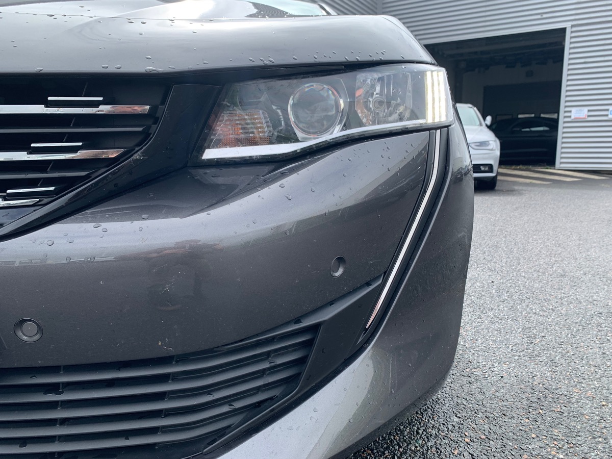 Peugeot 508 SW 130 ch | ALLURE | Caméra de recul | Mirror Screen | Système contrôle des angles morts