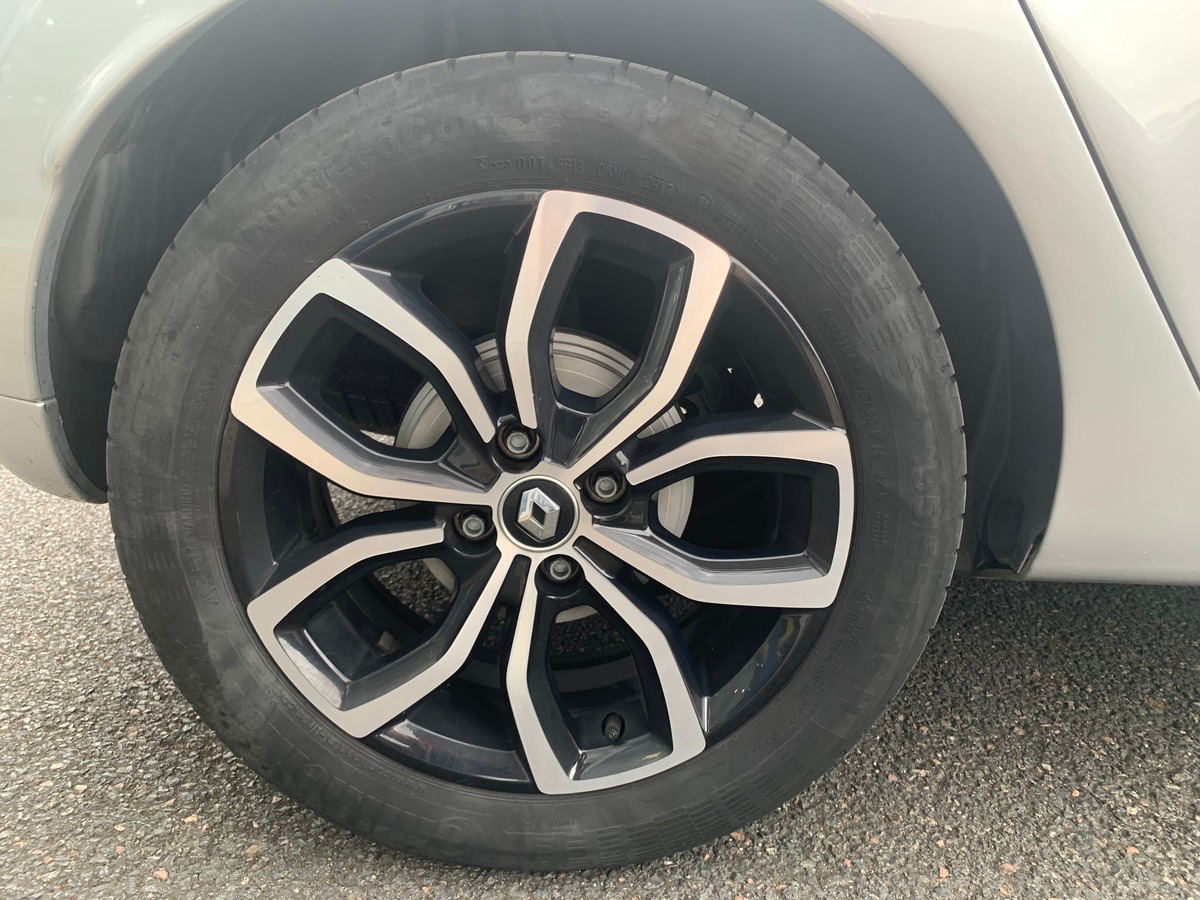 RENAULT Clio IV 90 ch | Limited | Régulateur vitesse | Climatisation | Radar stationnement arriére