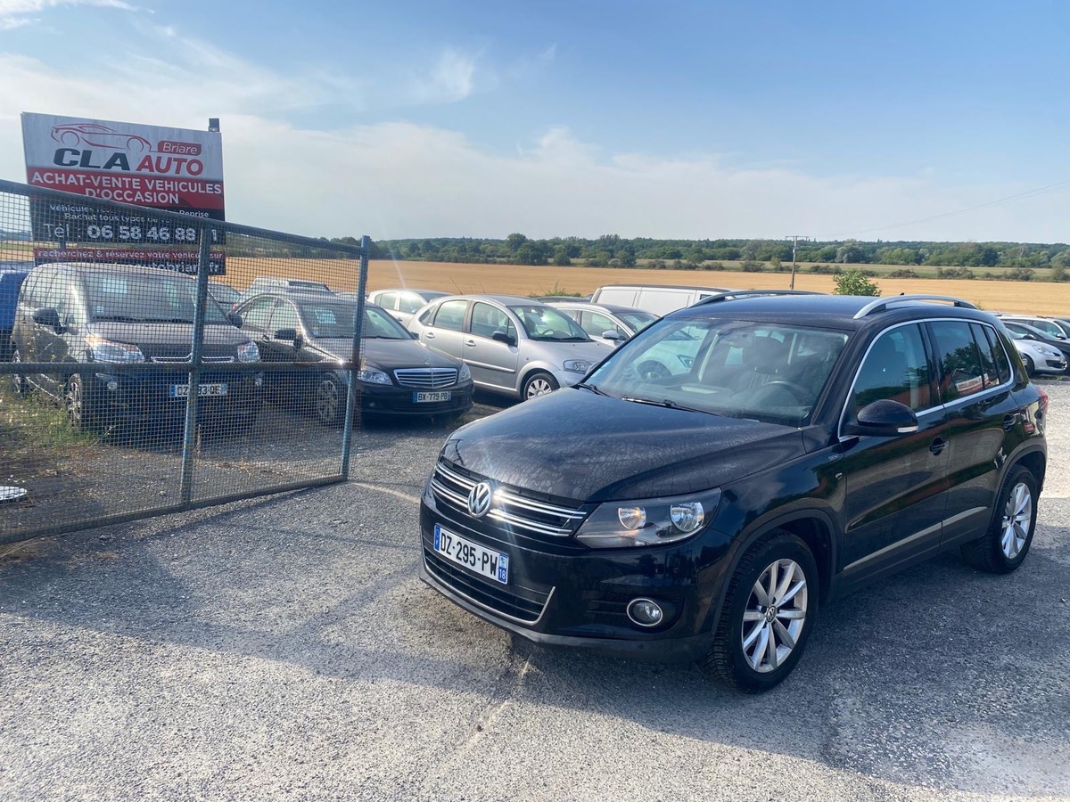 Volkswagen Tiguan 2.0 tdi 110cv bluemotion LOUNGE 1ere MAIN