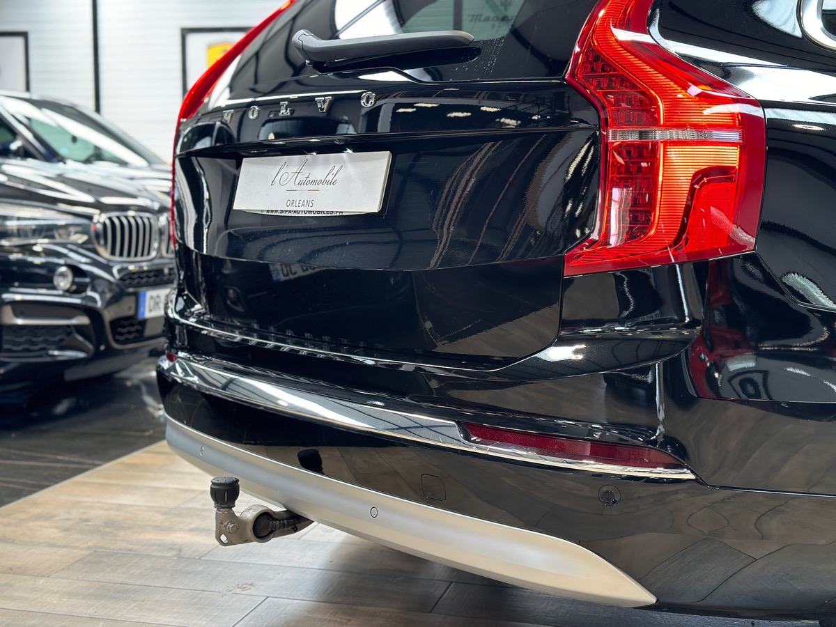 Volvo XC90 T8 Recharge Inscription Luxe AWD - 7 PLACES - 1ère Main - Attelage - FULL OPTIONS
