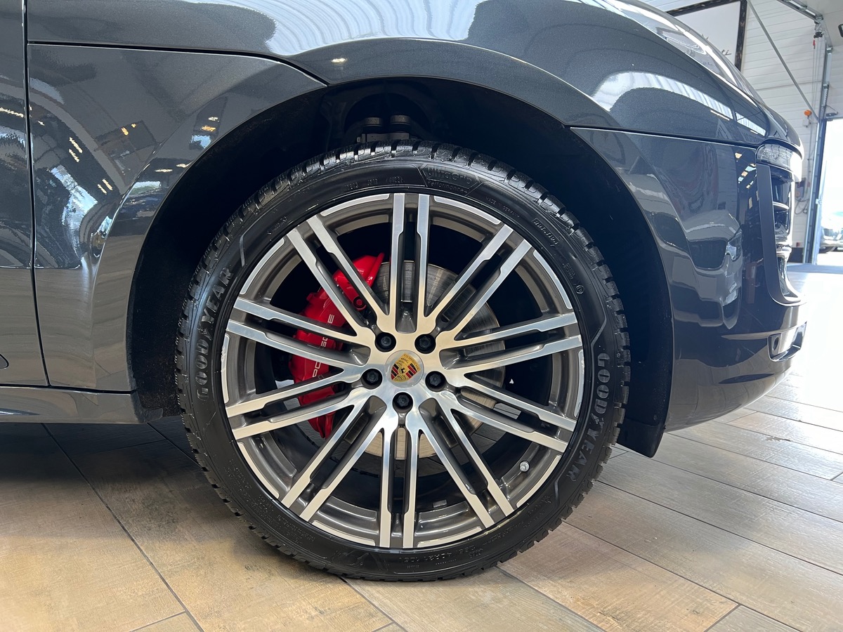 Porsche Macan GTS 3.0 BI-Turbo V6 360 cv PDK7 