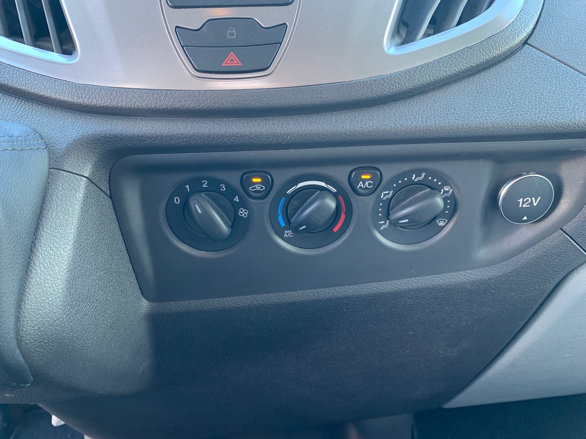 Ford Challenger 155 ch | 2,2 litres | GENESIS 288 EB Profilé | 3 Couchages | Caméra de recul