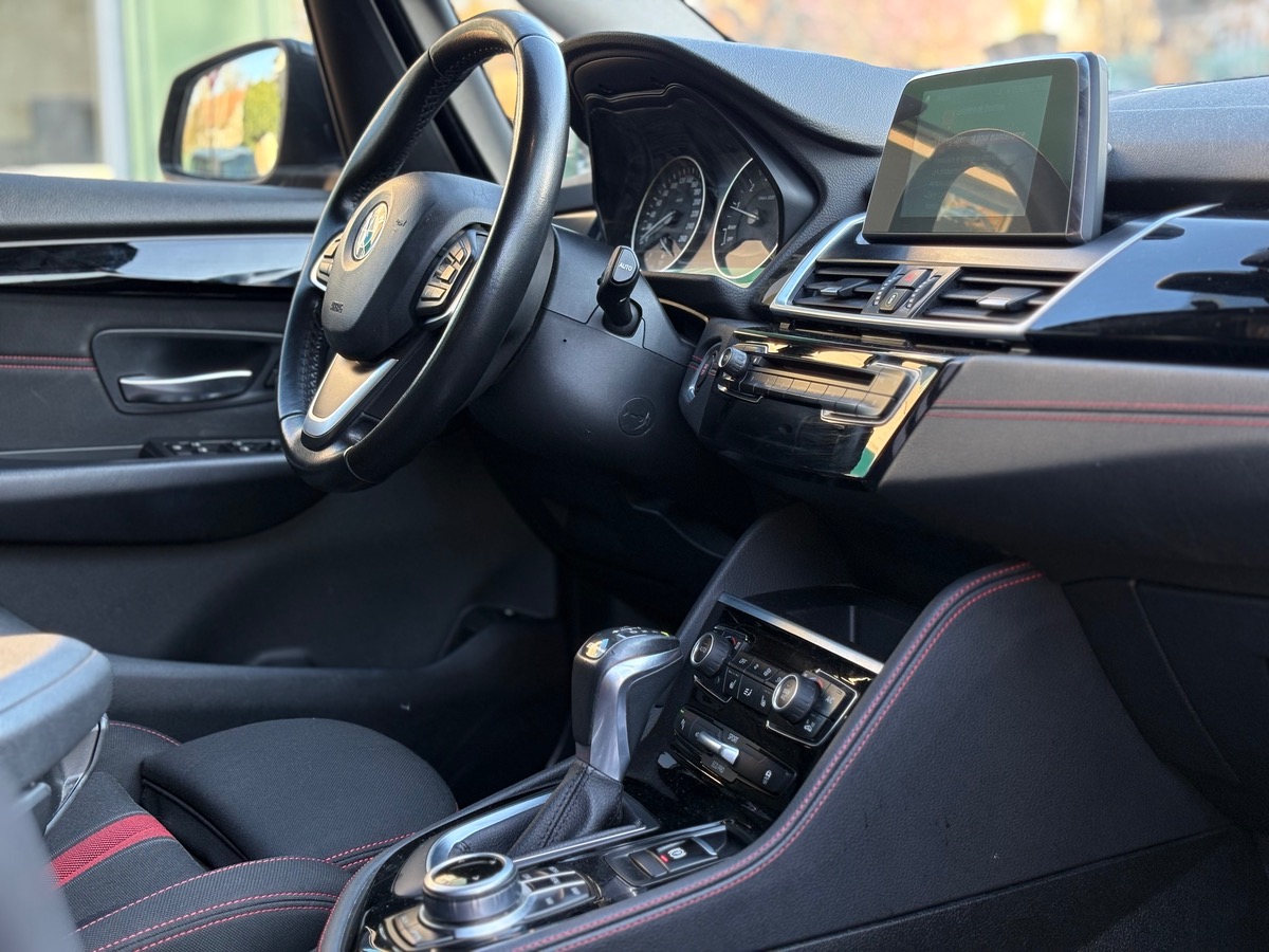 Bmw Série 2 Active (F45) Tourer 225xe 1.5 i 12V 225 Hybrid 4x4 136 cv Boîte auto