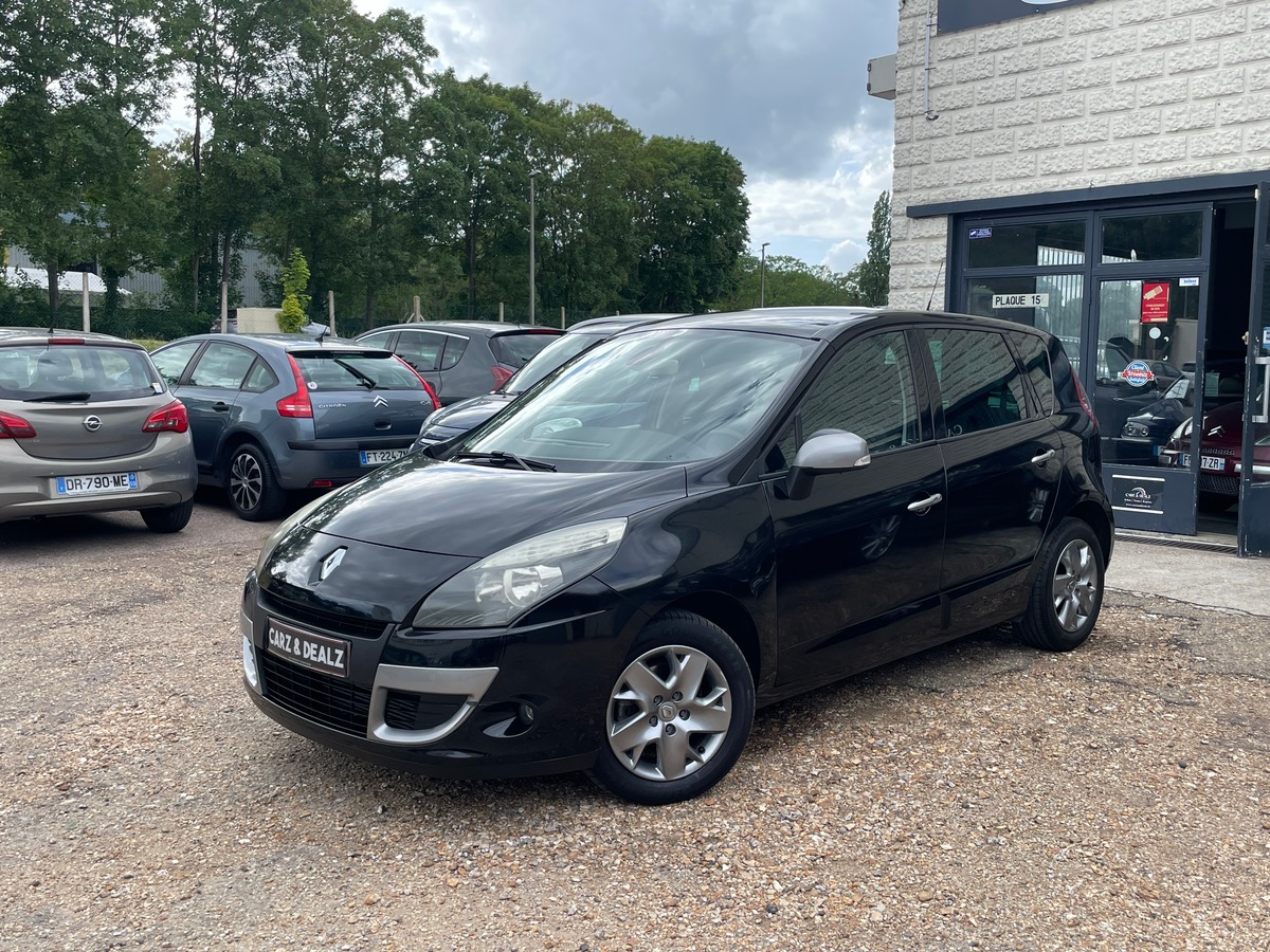 RENAULT Megane Scenic
