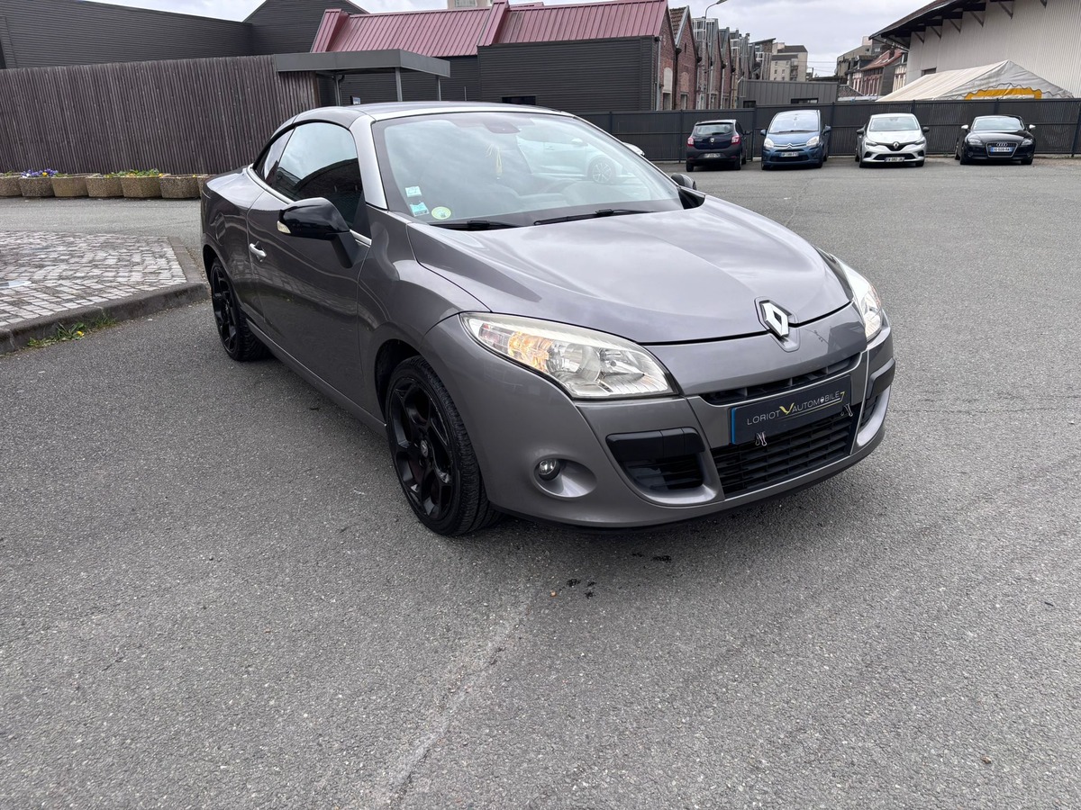 RENAULT Megane III CC 1.5 dCi 110 Dynamique - Révisé - Garantie