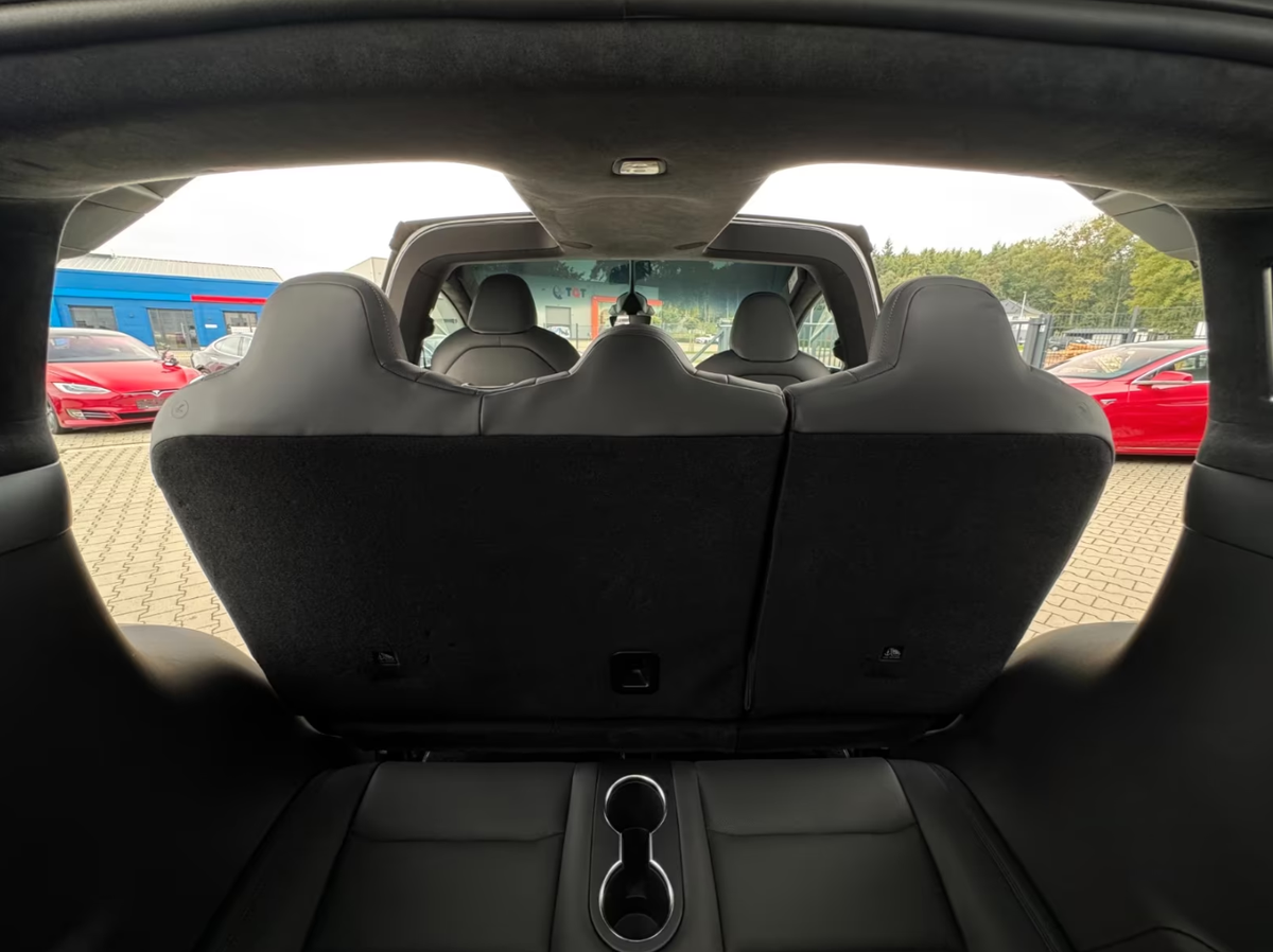Tesla Model X Dual Motor Palladium/7 places/Pilote Automatique Amélioré/Attelage/TVA