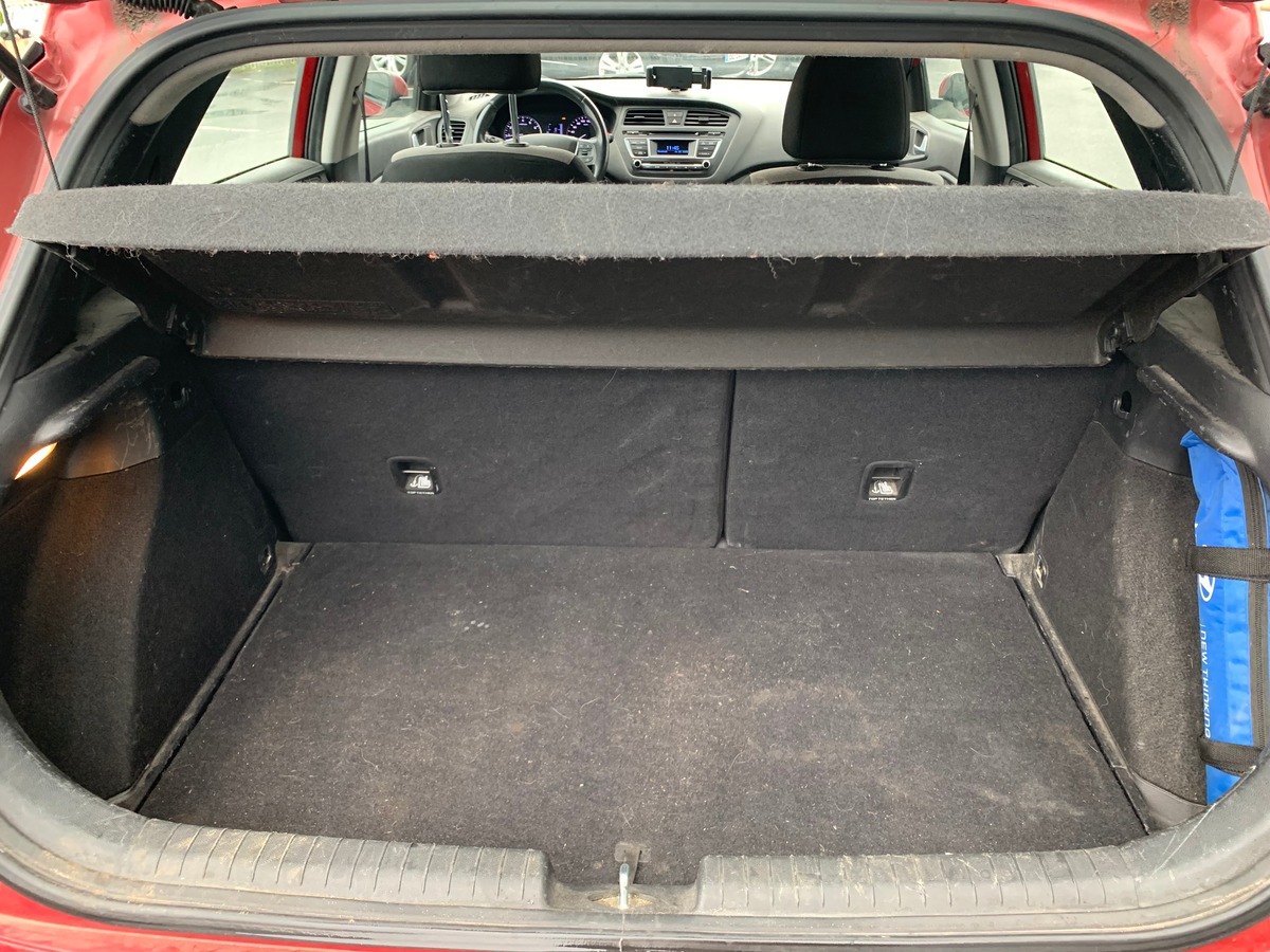 Hyundai i20 84 ch | Edition 1 | Régulateur de vitesse | Jantes Alu | Climatisation | Radar arriére