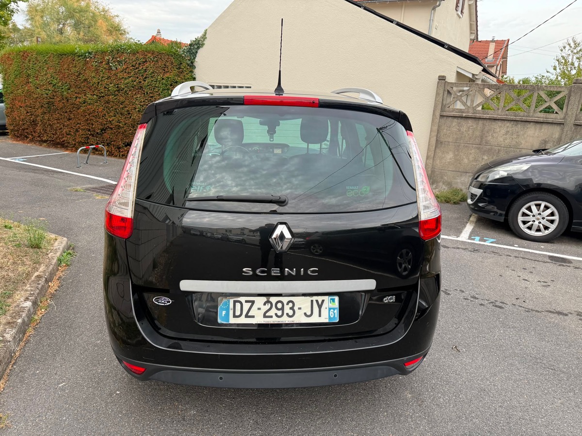 RENAULT Grand Scenic 1.5 DCI 110 CV LIMITED 7 place 1er mains garantie 6 mois