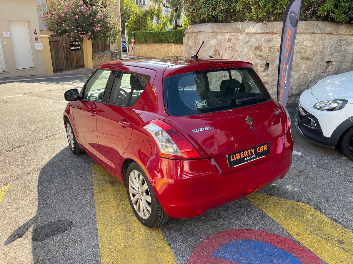 Suzuki Swift 1.2 VVT 94 CV / Toit ouvrant/ Caméra de recul / 5 portes