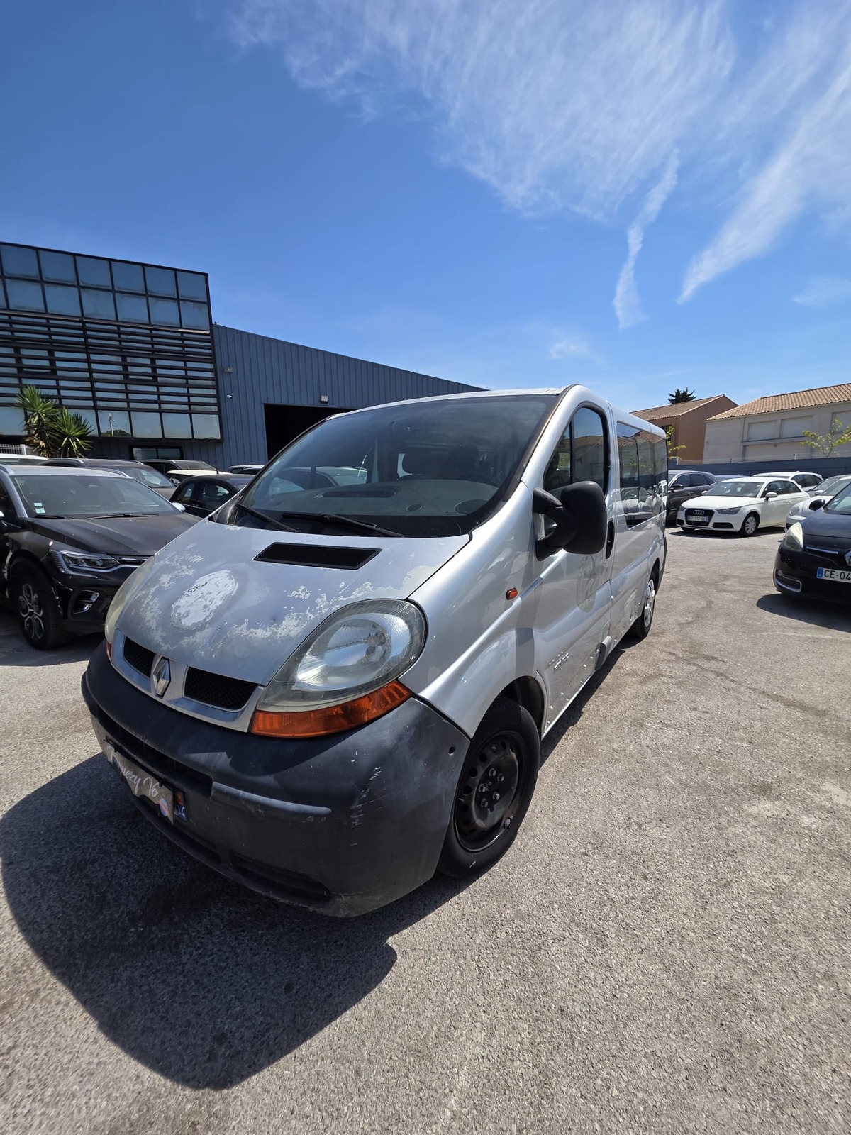 RENAULT Trafic