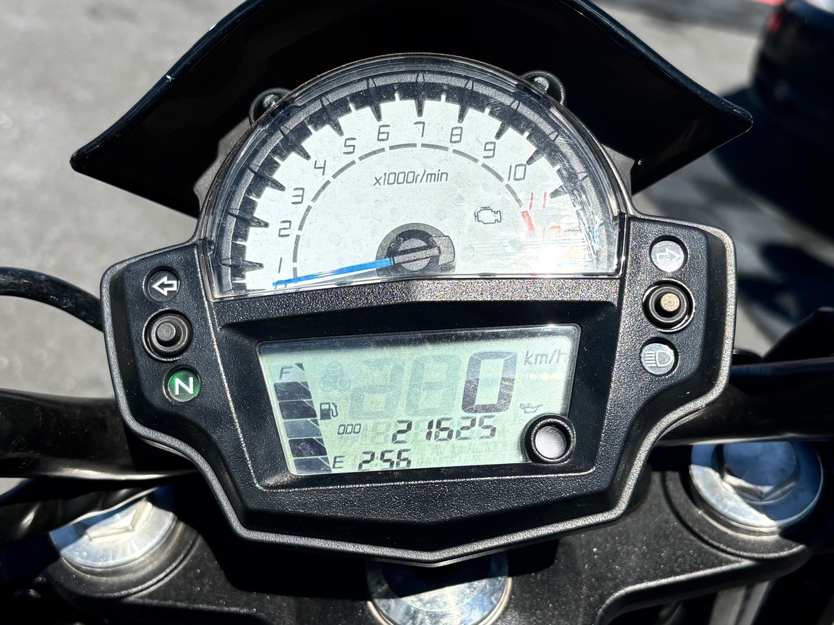 Kawasaki ER-6N MTT2