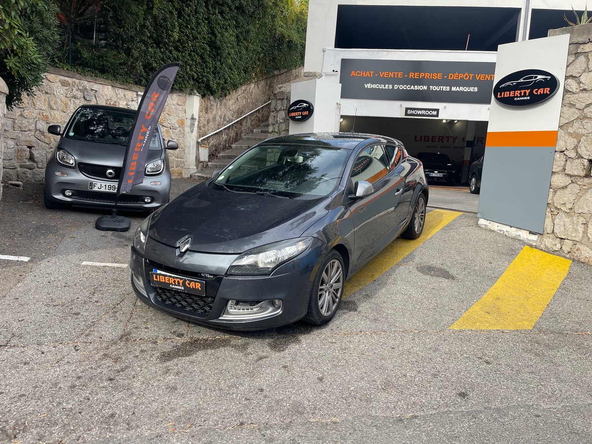 RENAULT Megane 1.6 DCI 130 CV / GT LINE / Toit Panoramique / Moteur à Chaine /