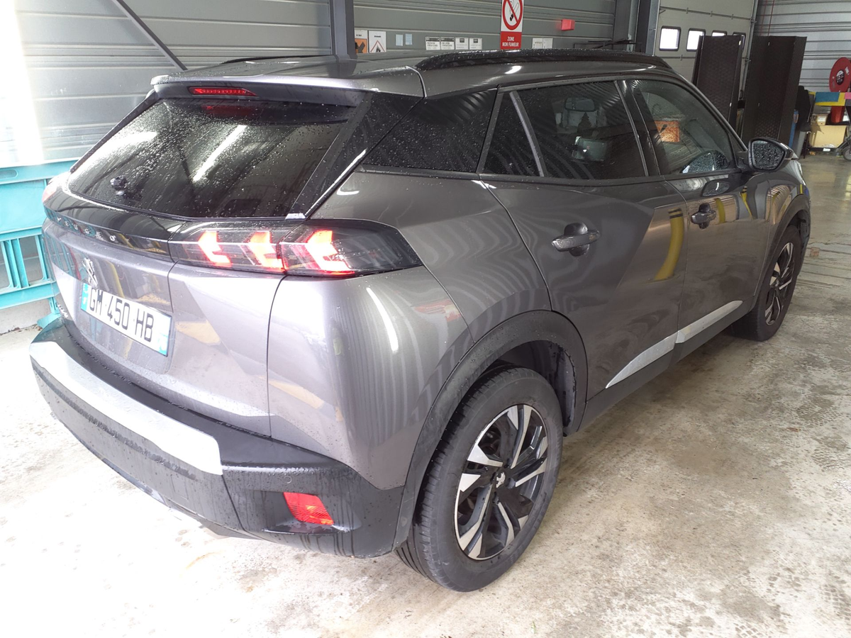 Peugeot 2008 PURETECH 130 CV AUTO ALLURE