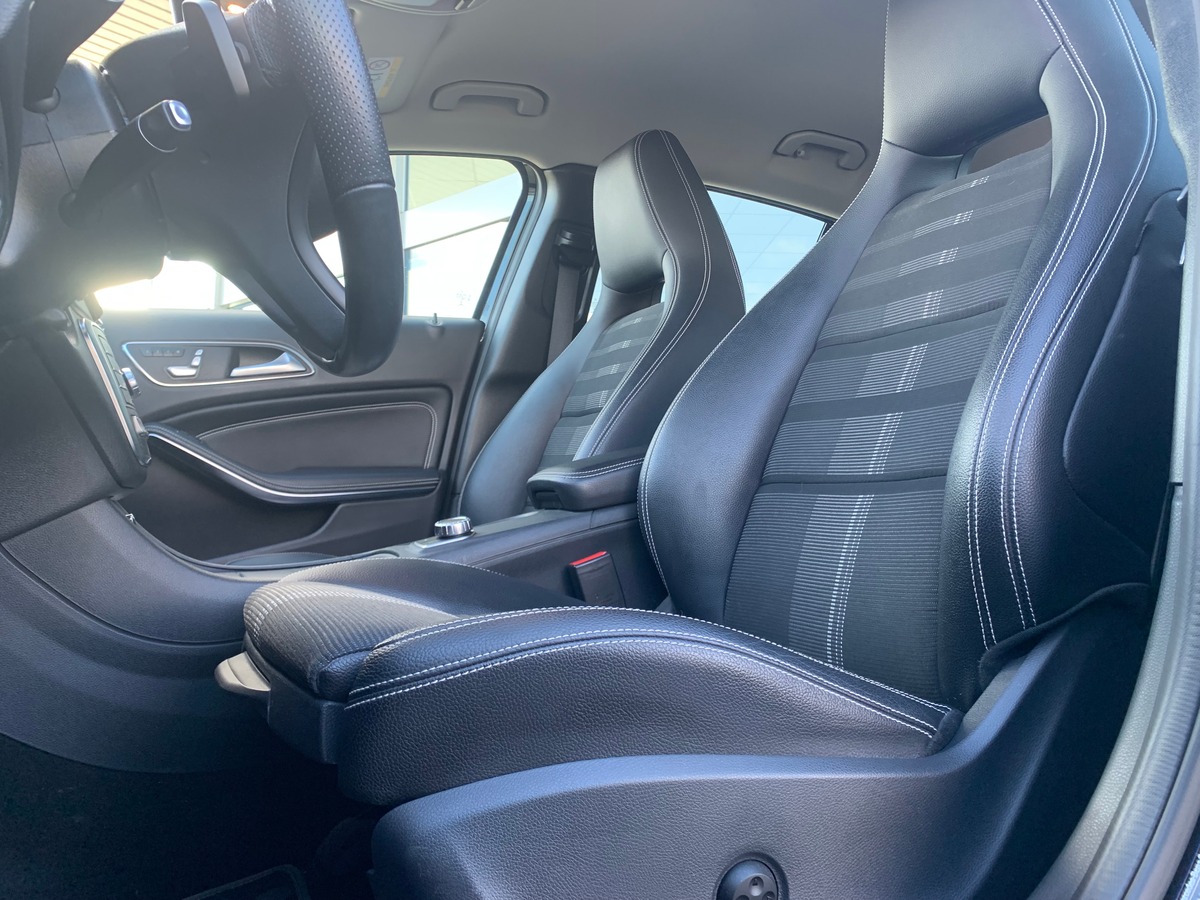 Mercedes-Benz GLA 136 | Sensation | Caméra recul | Régulateur vitesse | Siéges chauffants électrique