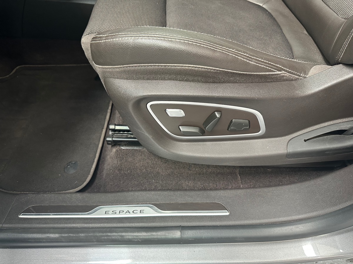 RENAULT Espace V 1.6 dCi 160ch energy Intens EDC