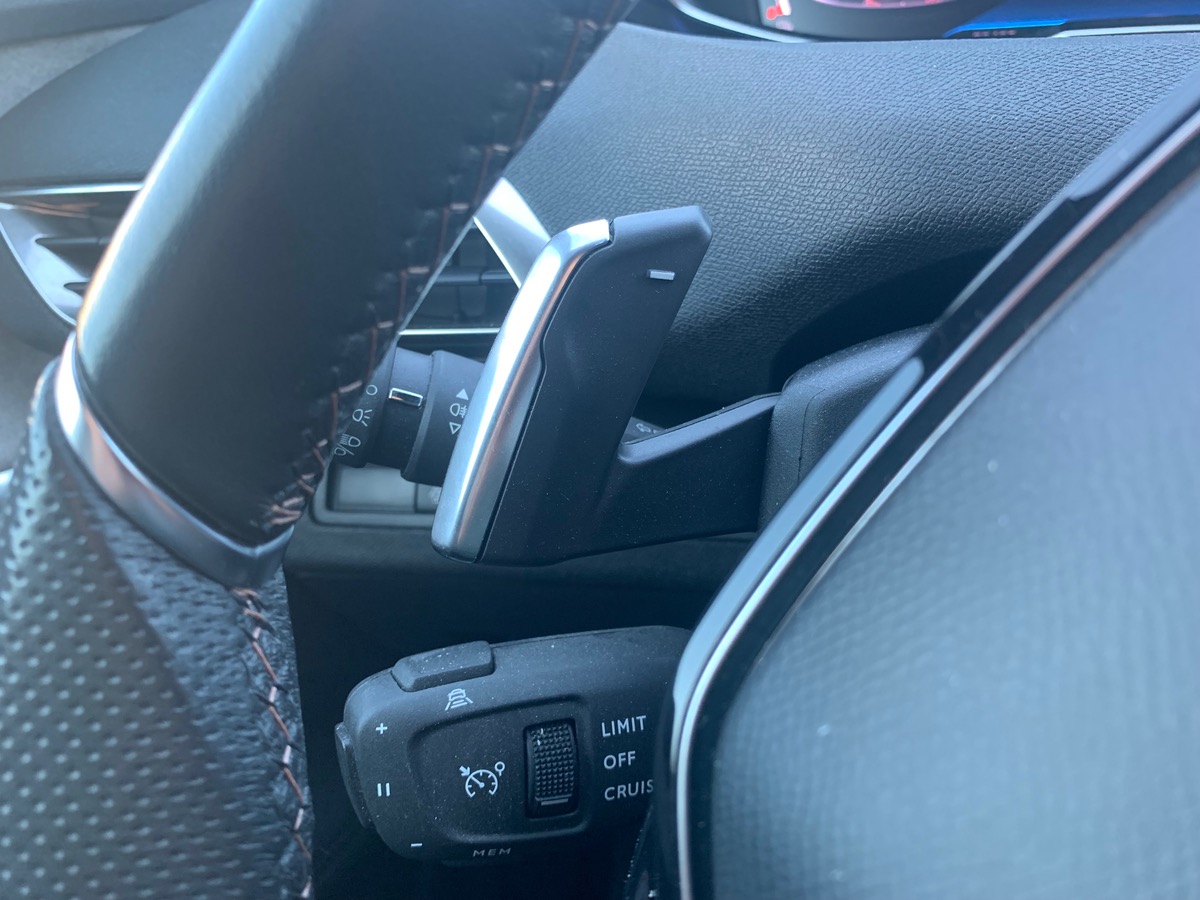 Peugeot 3008 130 ch | GT | Pack Alcantara | Pack City 2 | Hayon Motorisé avec accès Mains Libres