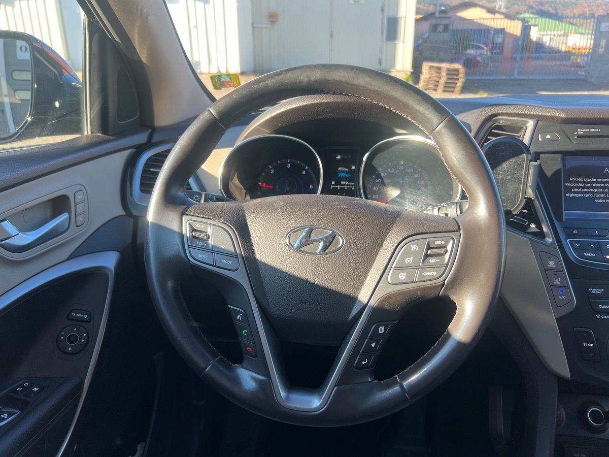 Hyundai Santa Fe EXECUTIVE 2,2 CRDI 4WD 197ch,CAMERA DE RECUL, SIEGES CHUAFFANTS AV/AR, TOIT OUVRANT