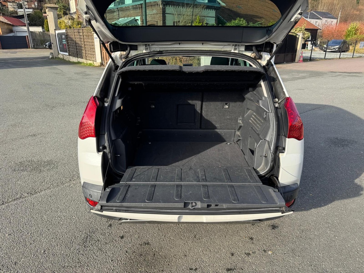 Peugeot 3008 1.6 HDi 110 - Boite Auto - Premium Pack - Garantie