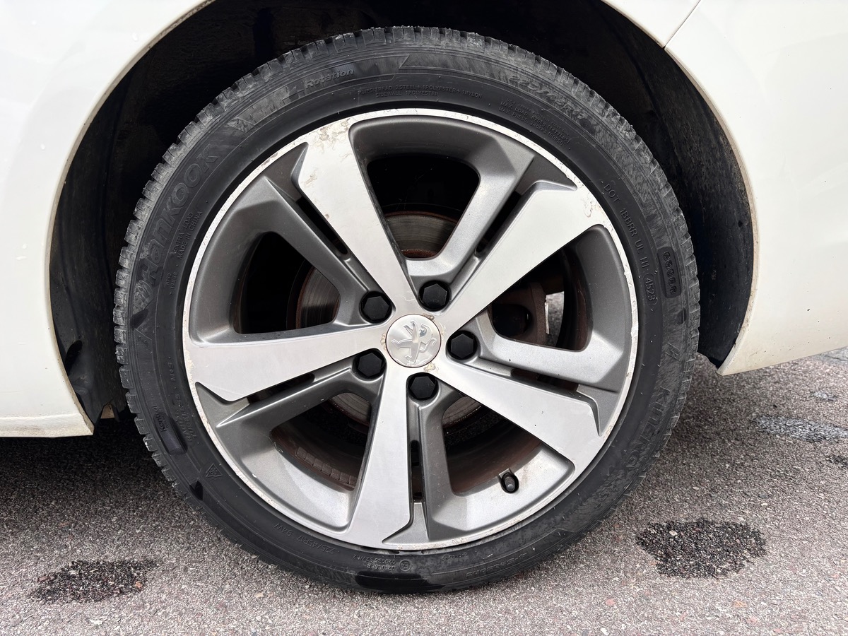 Peugeot 308 GT Line 2.0 Blue HDI 150 BVA