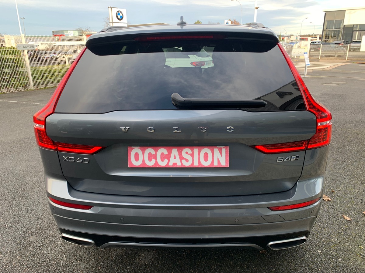 Volvo XC60 197 ch | R-design | Châssis Sport | Jantes Alu 21'' | Sièges Sport | Coffre électrique