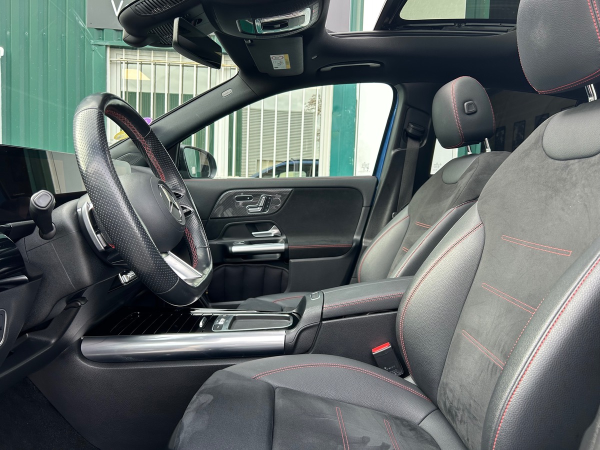 Mercedes Benz GLA 200 D AMG LINE