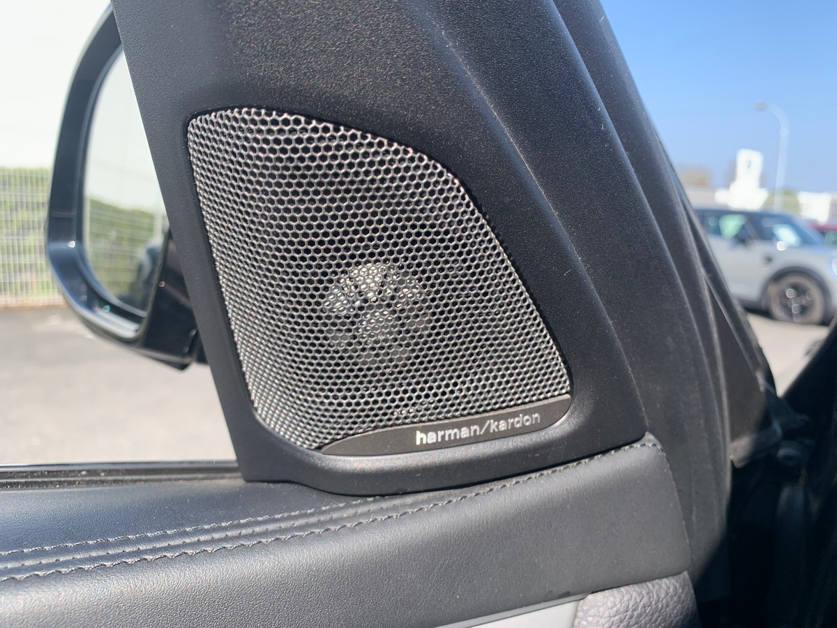 Bmw X6 380 | M | Toit ouvrant | Harman Kardon | Régulateur vitesse adaptatif | Attelage électrique