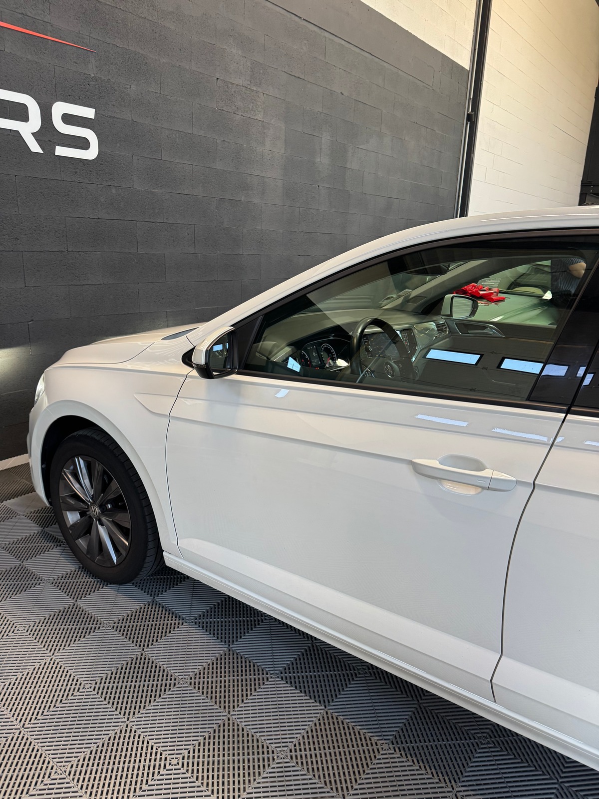Volkswagen Polo VI 1.0 TSI 95 COPPER LINE 1ERE MAIN