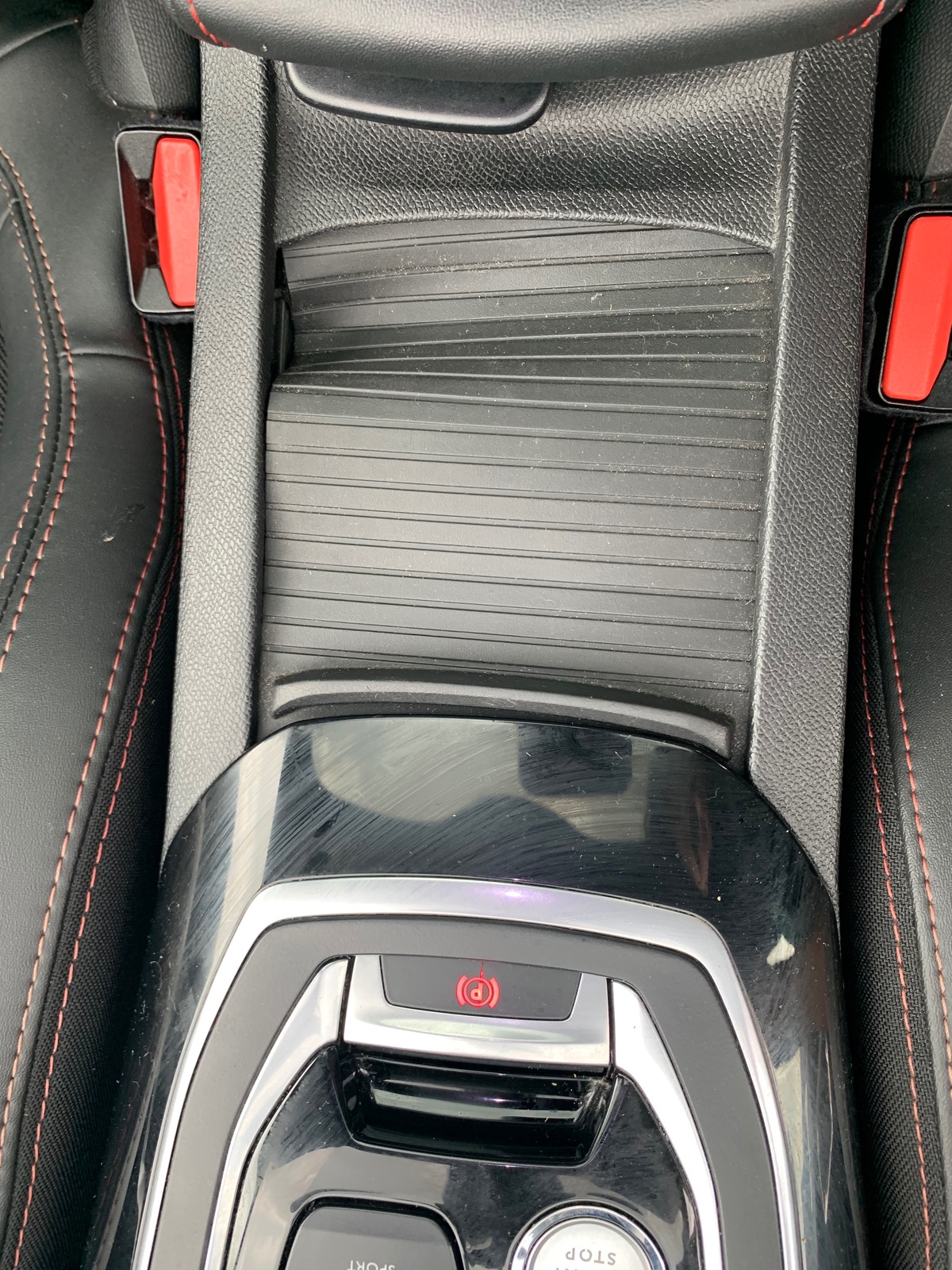 Peugeot 308 263 ch | GTI | Mirror Screen | Régulateur vitesse | Radar stationnement avant, arriére
