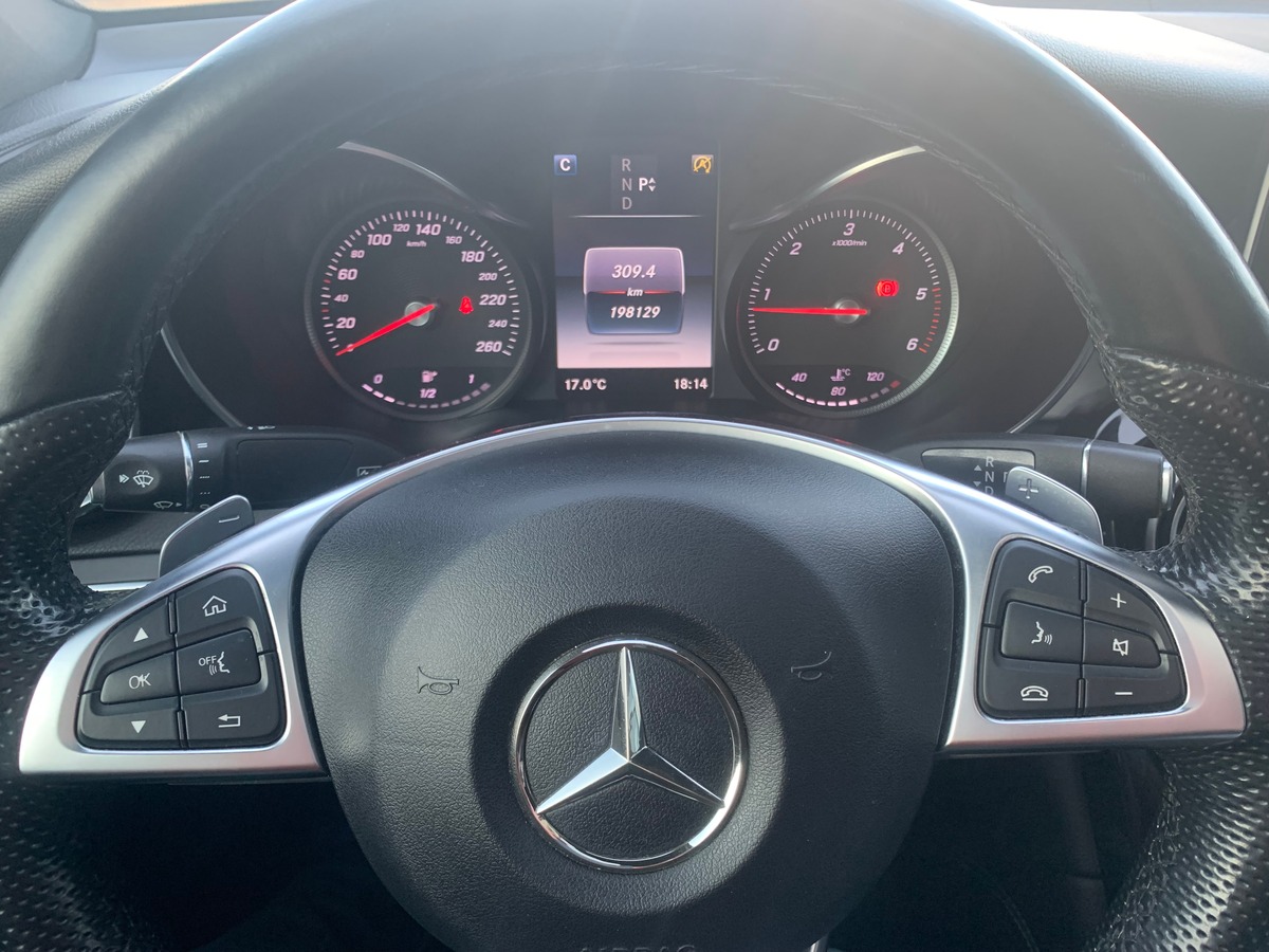 Mercedes-Benz GLC Coupé 170 ch | 4MATIC | Toit ouvrant | Caméra de recul | Avertisseur angles morts
