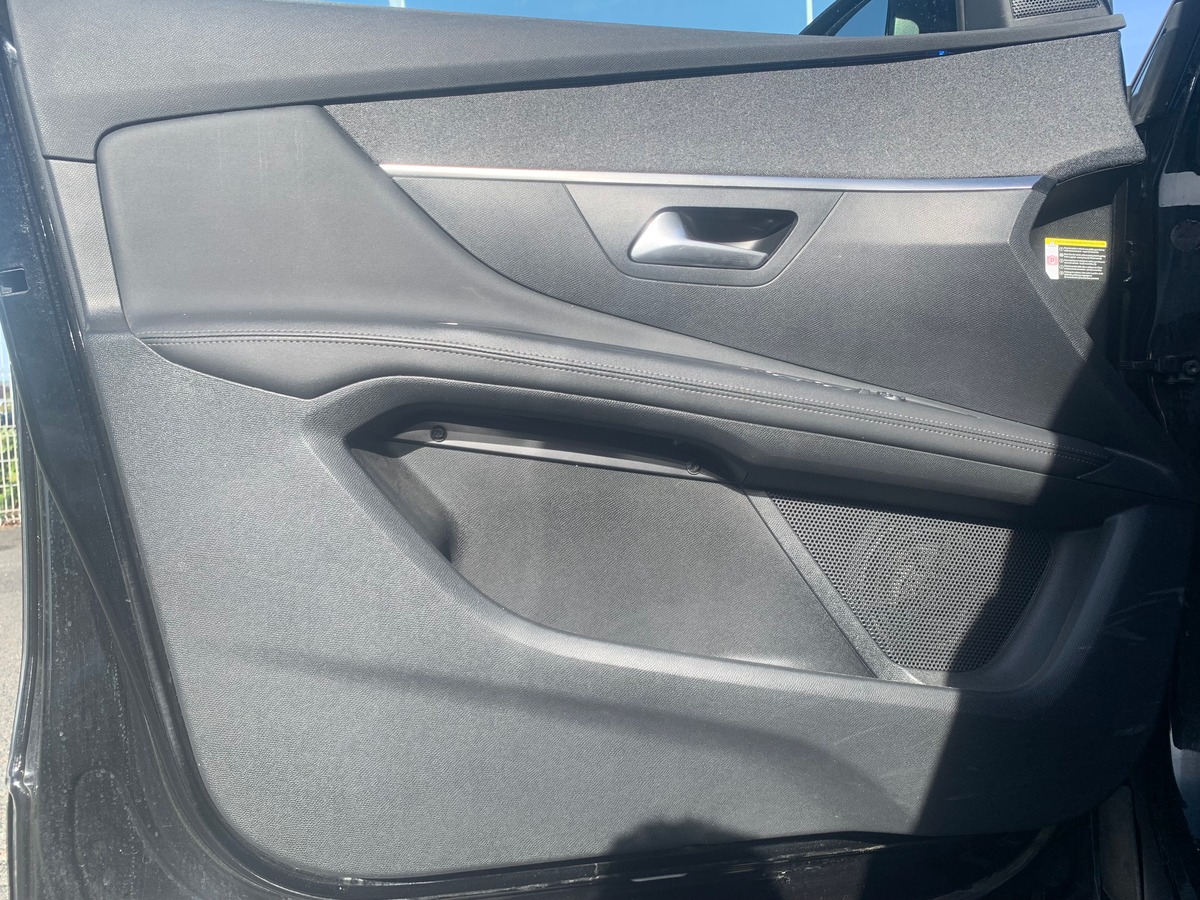 Peugeot 3008 130 chevaux | Allure | Caméra de recul | Régulateur de vitesse | Capteur d'angle mort