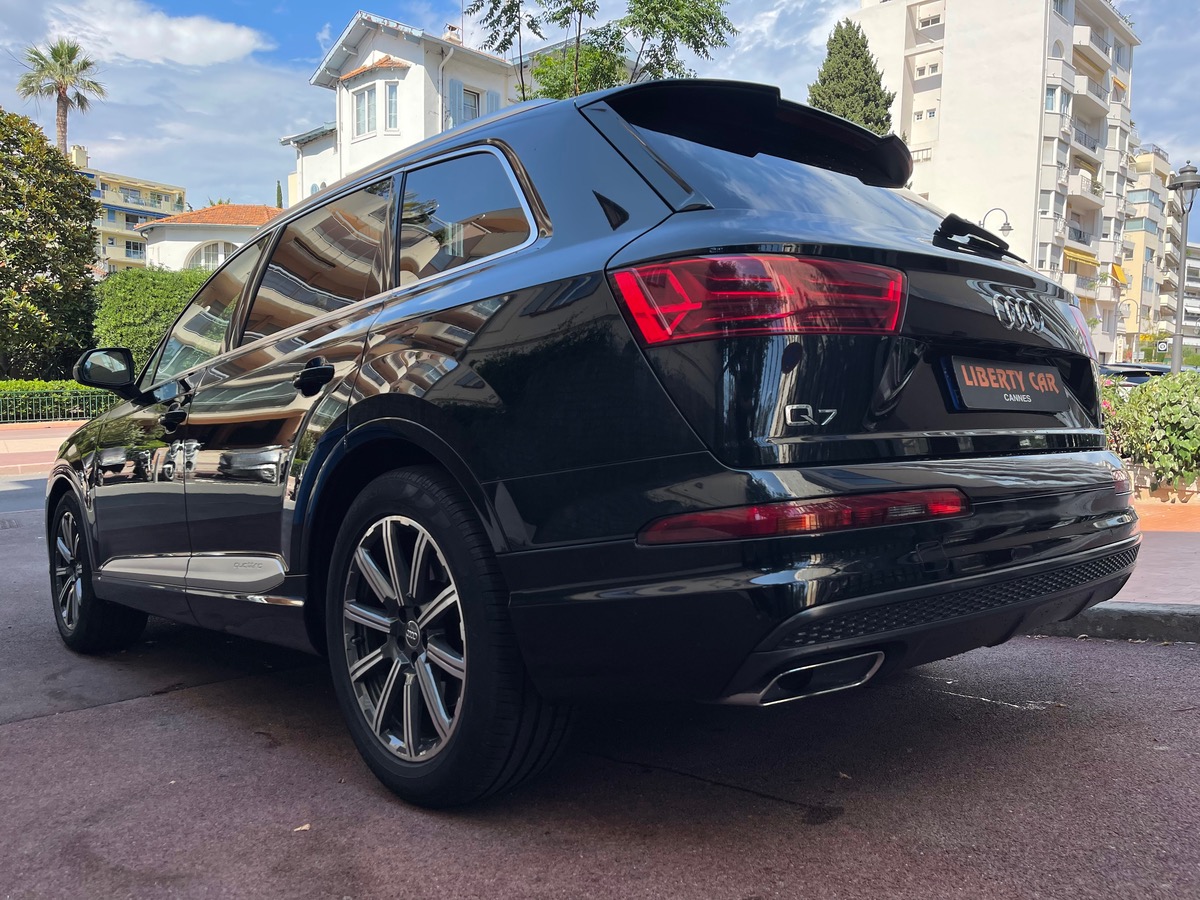 Audi Q7 3.0 V6 TDI 272 CV Quattro S LINE + / Toit ouvrant / 7 PLaces /Attelage /