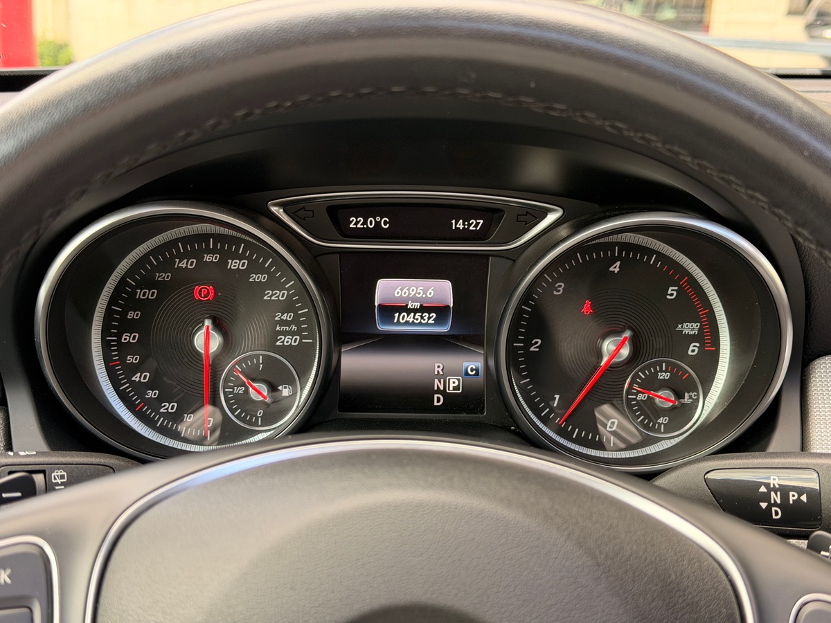 Mercedes-Benz GLA (X156) Phase 2 200 2.1 d 16V 7G-DCT 136 cv Boîte auto