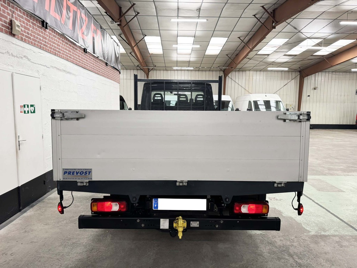 Iveco Daily 35C18 HI-MATIC 180cv plateau roues jumelées 51.452 kms