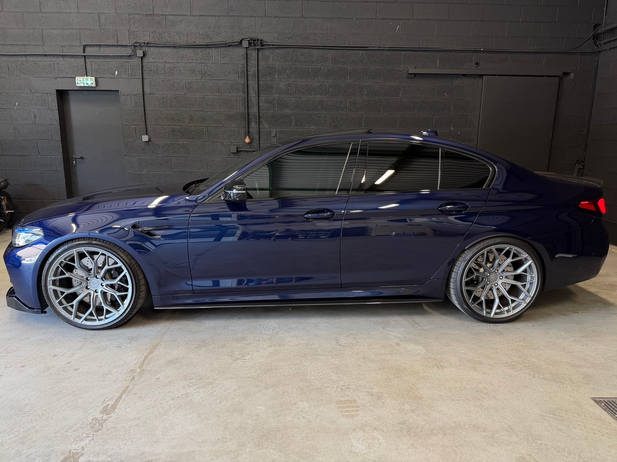 Bmw M5 compétition f90 lci phase 2 4.4 l v8 bi- turbo Bowers & Wilkins / Toit Ouvrant / Caméra 360°