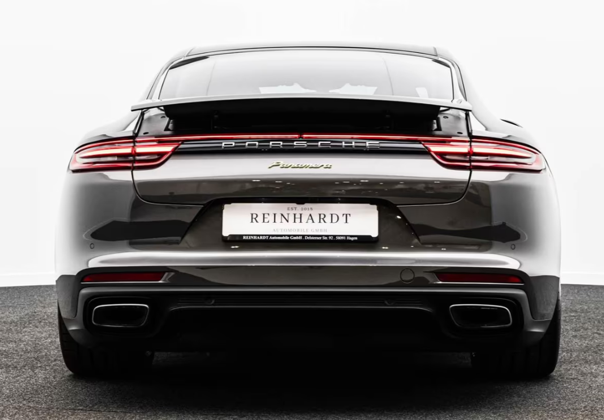 Porsche Panamera II 3.0 V6 462ch 4 E-Hybrid/Bose/Toit ouvrant/Pack sport chrono